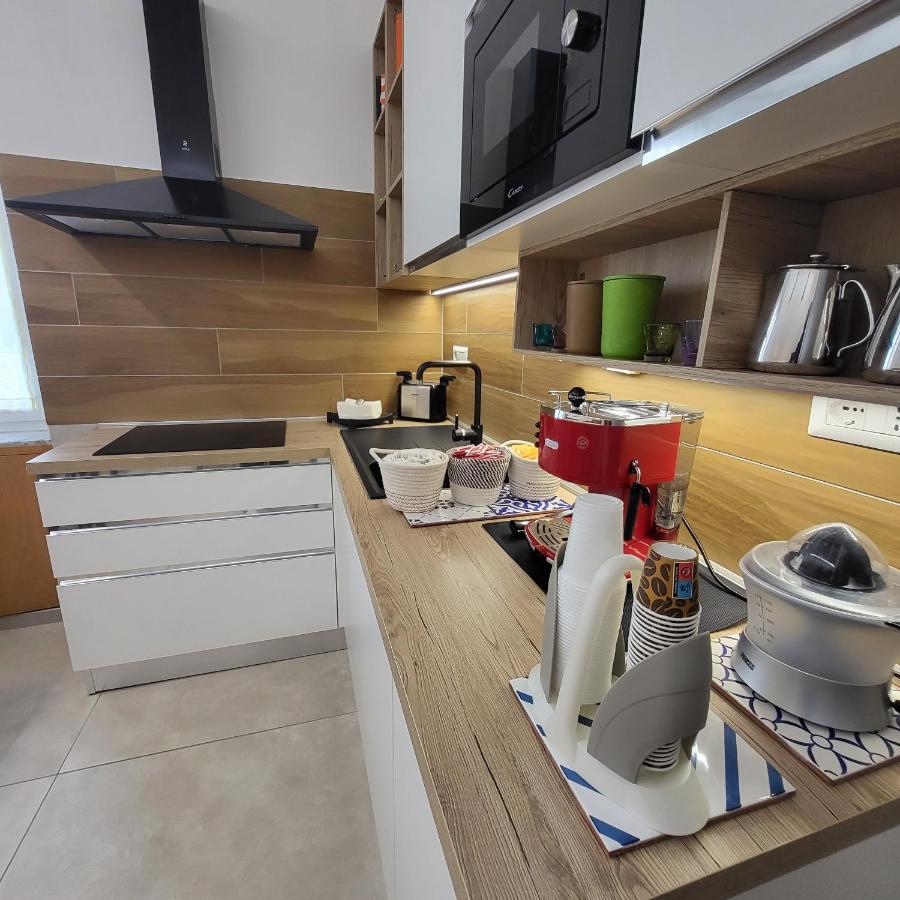 Urban 57 Bed and breakfast